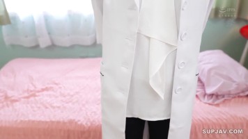 Reducing Mosaic MEYD-870 I Dont Use Birth Control. Creampie OK Active Surgeon Minami Ayase (marr