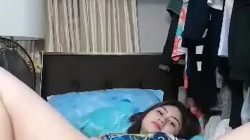 Bokep Indo Cewek Cantik Buka Celana Nungging Colmek