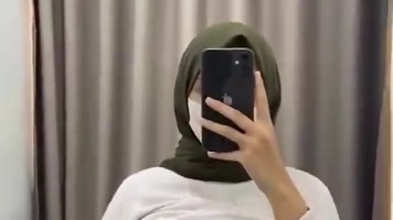 Bokep Indo ABG Jilbab Tobrut Melehoy Remas Susu