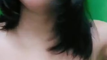 Bokep Indo ALLFI Sange Ngocok Memek Di Lantai Sampe Muncrat