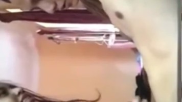 Mengajari Pacar Ngocok Batang Sambil Nyepong Ampe Crot