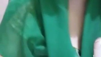 Bokep Indo Live MILF Spill Belahan Anunya Tipis2