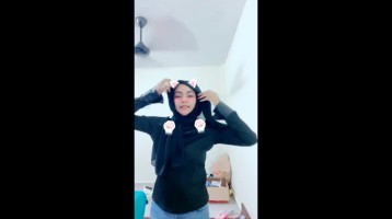 Jilbab Jilboobs Host Awak Malay Cantik Mango ID 19282176 Live