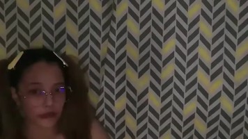 Bokep Indo Host Rambut Kuncir Nyepong Dildo Colmek