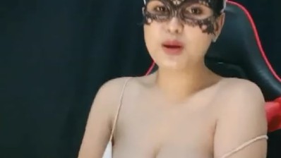 Kigkin Marcha Cantik Toket Brutal Bling2