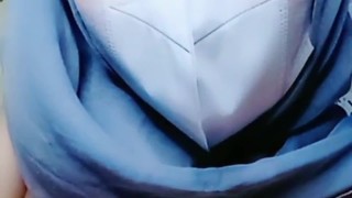 Dedek Xhielzaa Ukhti Binal Remas Susu di DreamLive