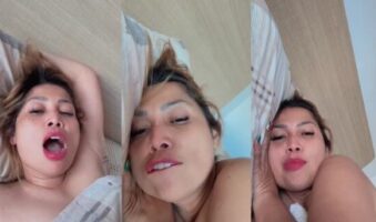 Mom Itha Live Pamer Body Selalu Binal Deh Instagram